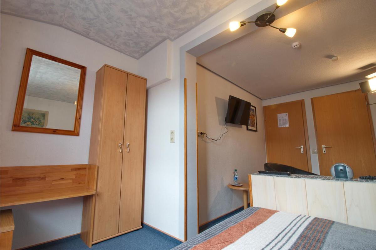 Hotel Venezia Tuebingen Luaran gambar