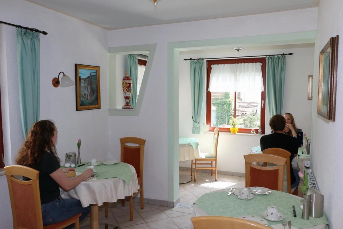 Hotel Venezia Tuebingen Luaran gambar