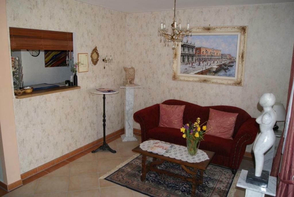 Hotel Venezia Tuebingen Luaran gambar